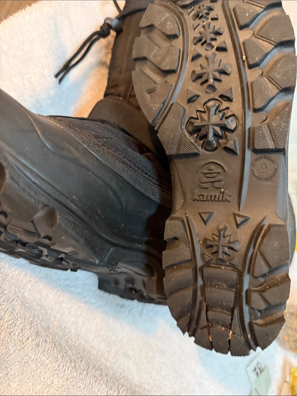 Kamik durable winter